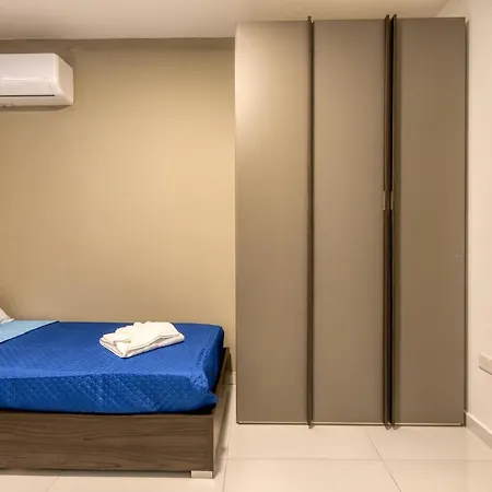 A Sunny 2br Pent With Comfy, Fully Equipped Living By 360 Estates דירה *