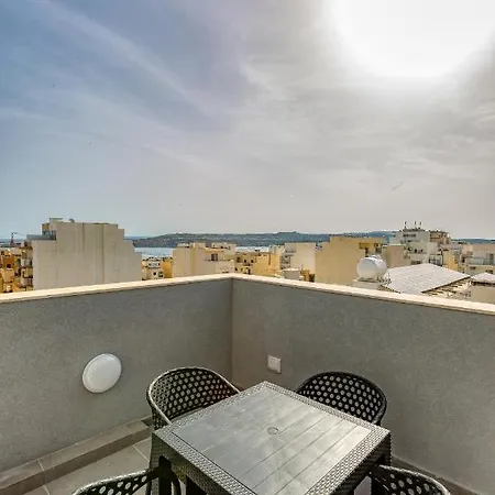 A Sunny 2br Pent With Comfy, Fully Equipped Living By 360 Estates Apartamento St. Paul's Bay