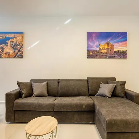 A Sunny 2br Pent With Comfy, Fully Equipped Living By 360 Estates Apartment St. Paul's Bay