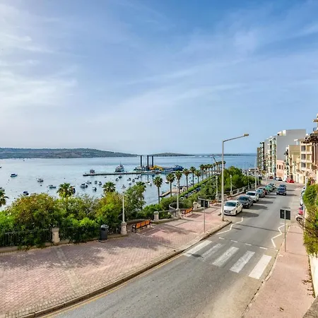 A Sunny 2br Pent With Comfy, Fully Equipped Living By 360 Estates St. Paul's Bay