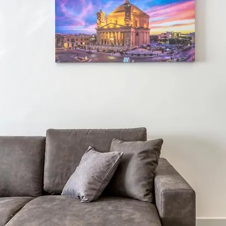 A Sunny 2br Pent With Comfy, Fully Equipped Living By 360 Estates Apartamento St. Paul's Bay