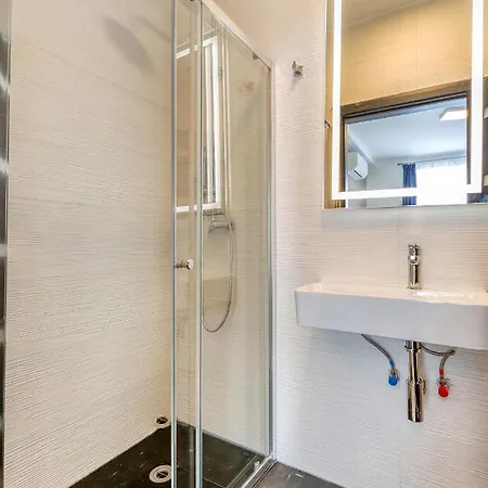A Sunny 2br Pent With Comfy, Fully Equipped Living By 360 Estates San Pawl il-Baħar